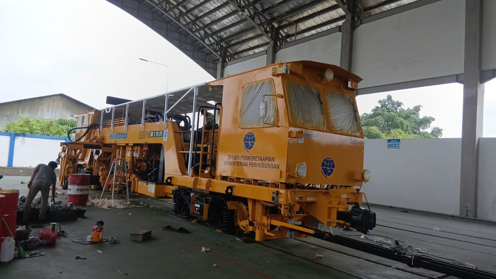 JASA REPAINTING SARANA DJKA MULTI TIE TAMPER HARSCO