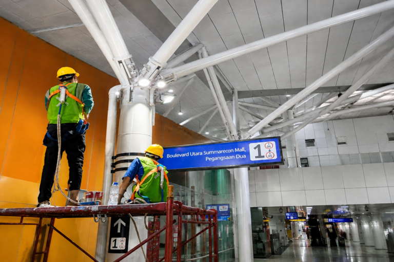JASA REPAINTING BRACING DAN SKYBRIDGE PT.LRT JAKARTA
